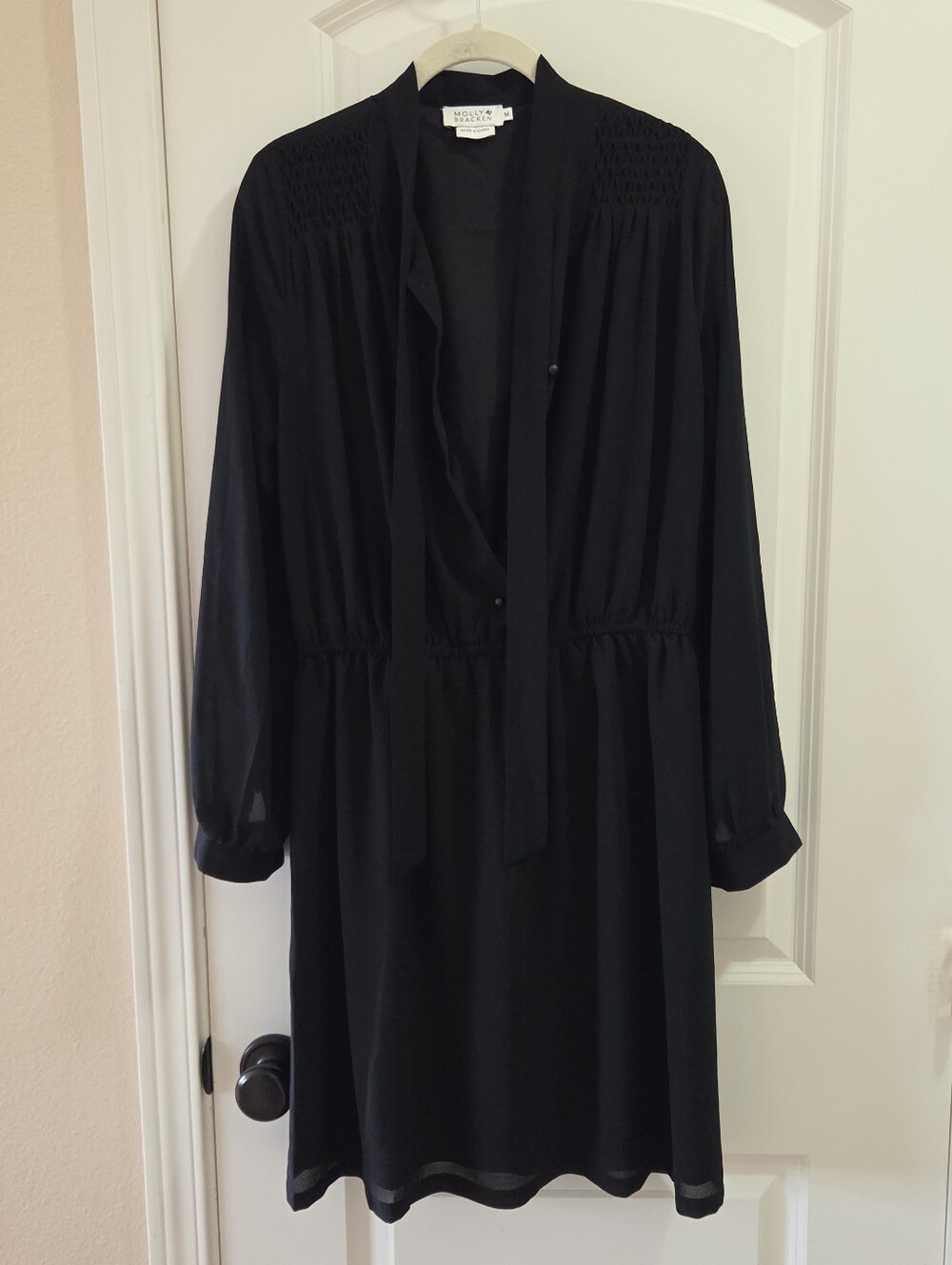 Molly Bracken Black Long-Sleeve Tie-Neck Dress - Women's